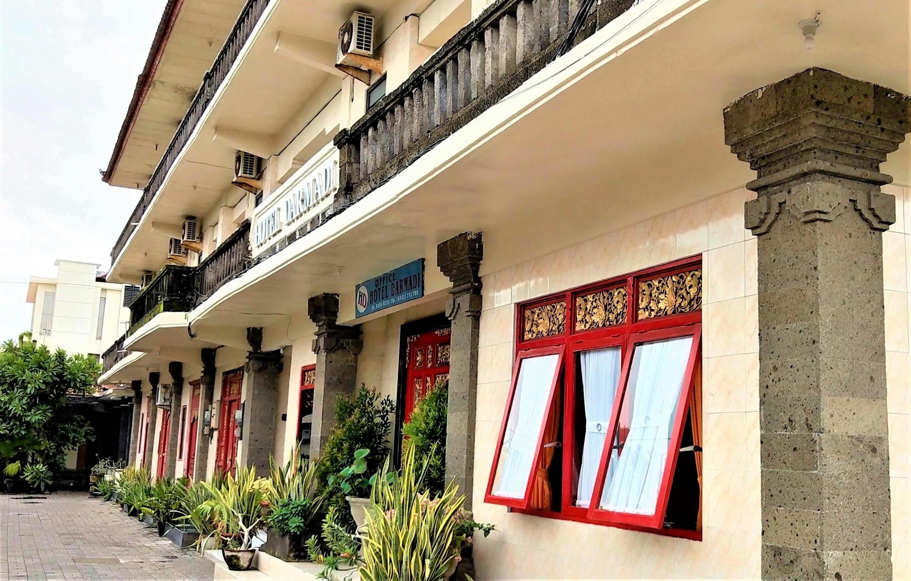 Darmadi Kuta *